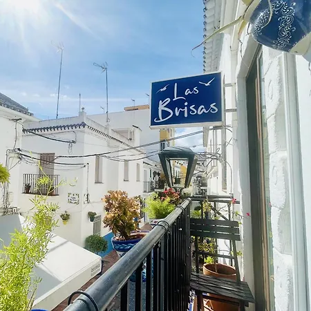 Hotel Brisas *